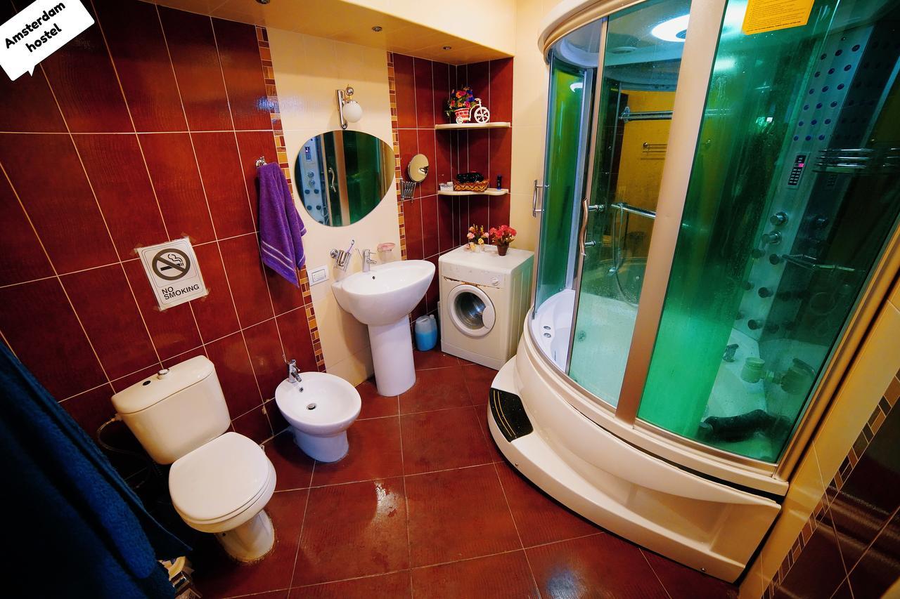 באקו Amsterdam Hostel מראה חיצוני תמונה