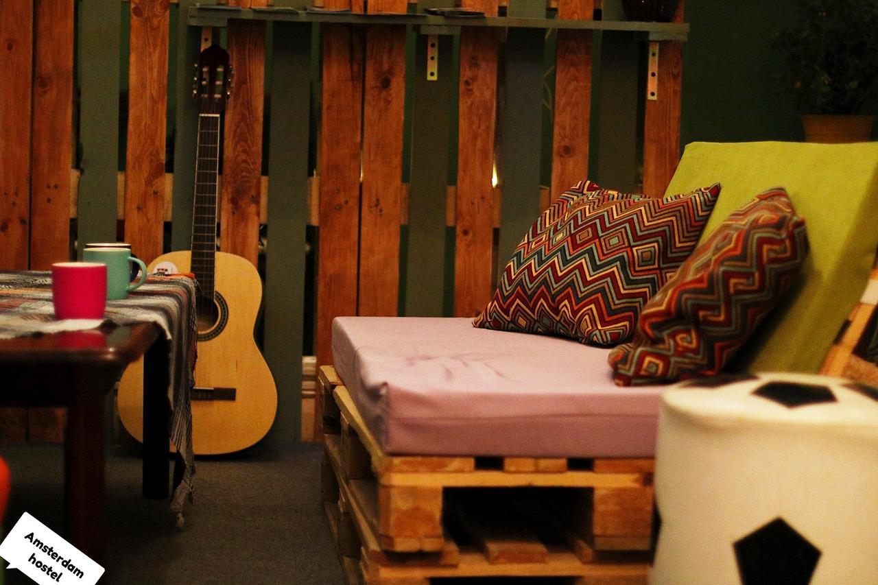 באקו Amsterdam Hostel מראה חיצוני תמונה
