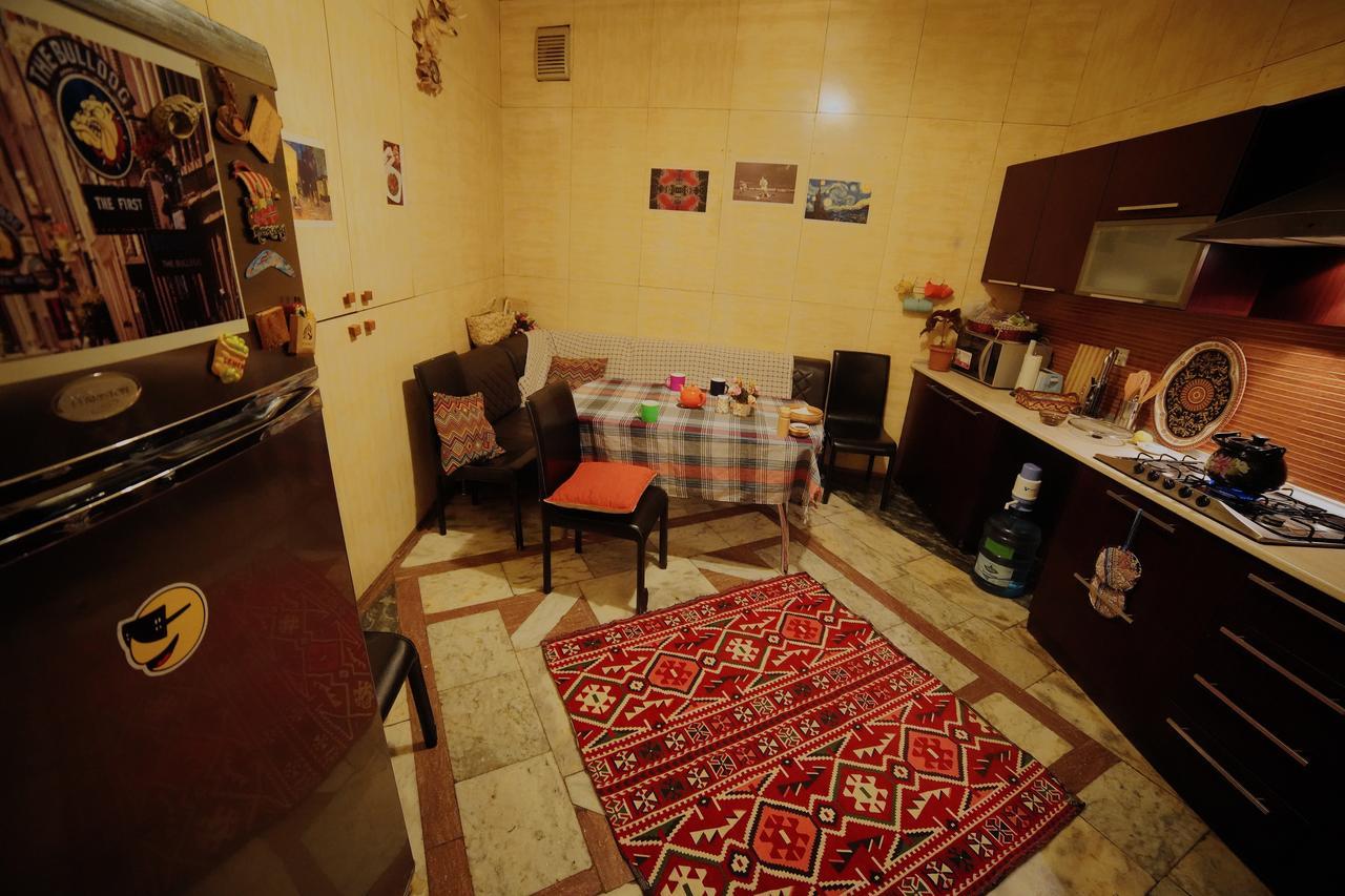באקו Amsterdam Hostel מראה חיצוני תמונה